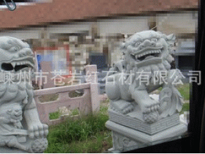 苍岩红纯手工石材加工花园园林景观石狮石兽雕刻制作